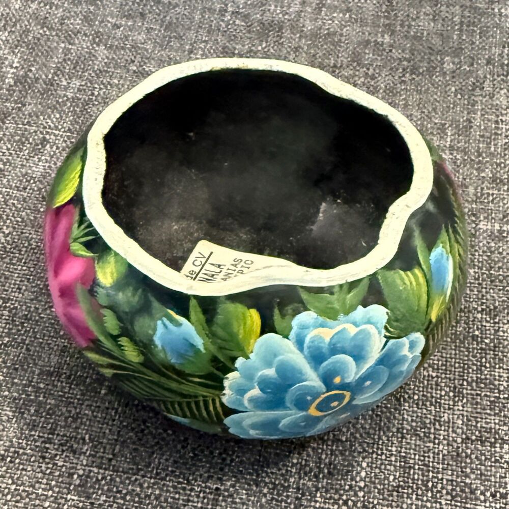 Vintage Hand Painted Floral Gourd Mexican Bowl Container 1998 Folk Art
